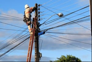 Energisa terá que indenizar consumidora que teve fornecimento de luz suspenso por sete meses