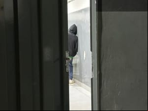 Adolescente é apreendido pela PM por estuprar vizinho de seis anos em Várzea Grande